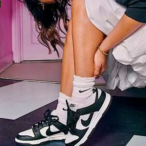 Dunk Low Retro Black and White - Women's Size 8